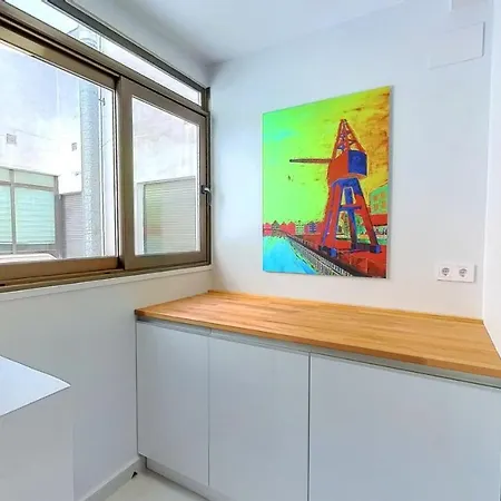 Luxurious 2 Bed Central Penthouse Atico *