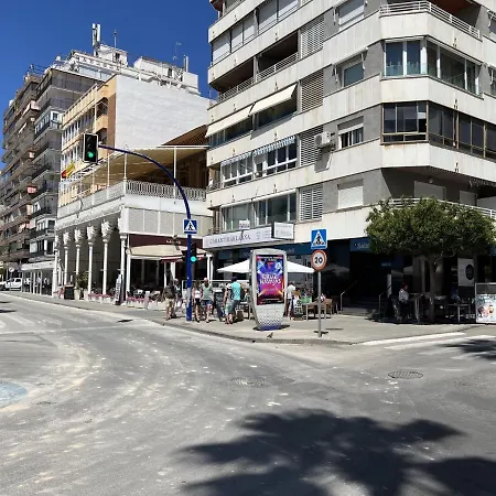 Luxurious 2 Bed Central Penthouse Atico