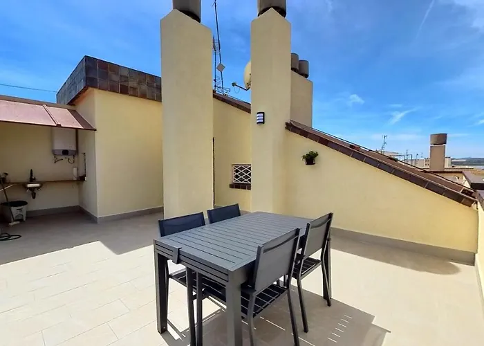 Luxurious 2 Bed Penthouse Atico Apartment Torrevieja