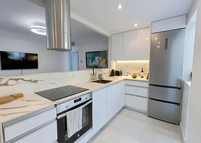 Luxurious 2 Bed Penthouse Atico *